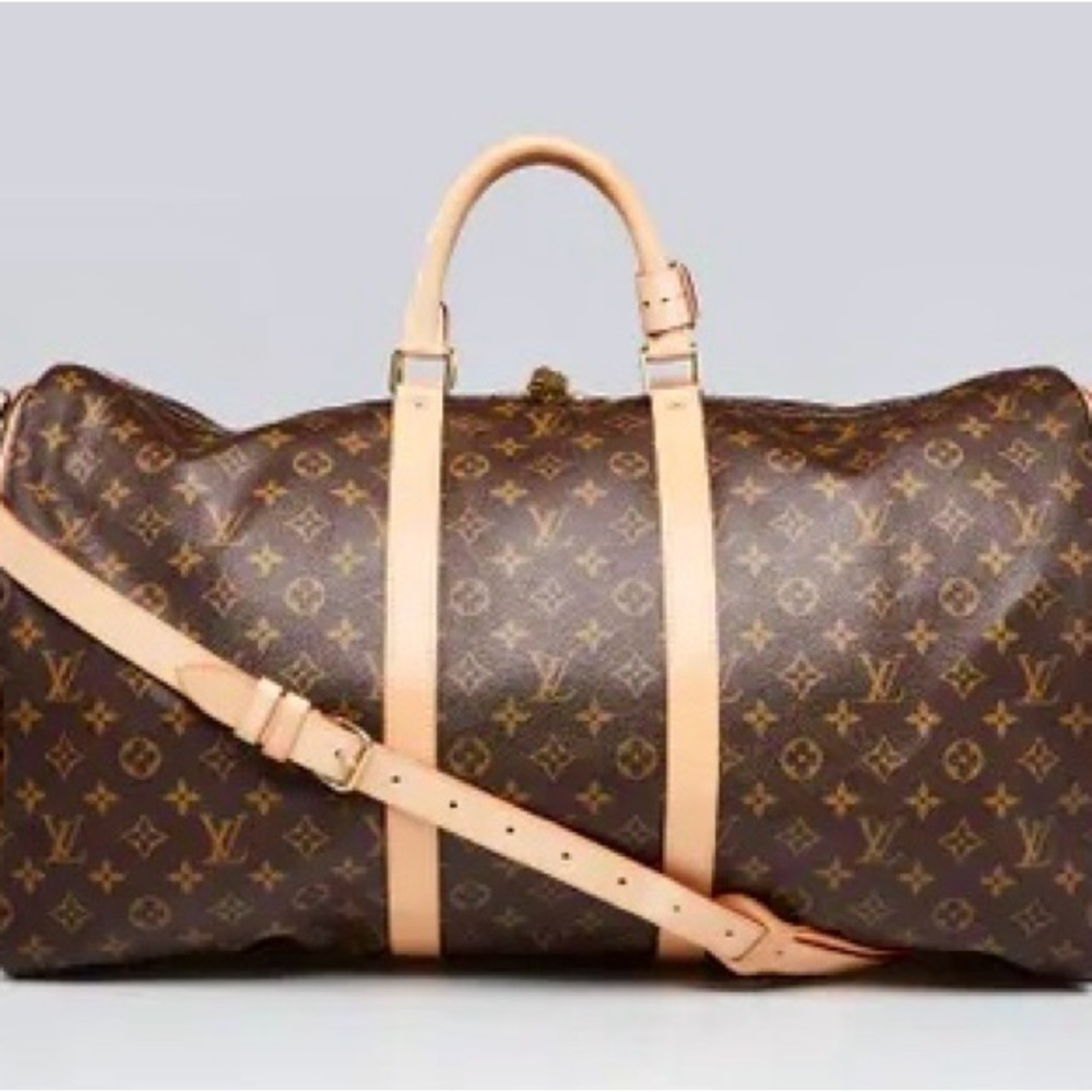 LOUIS VUITTON
Monogram Canvas Keepall Bandouliere 55 Bag
